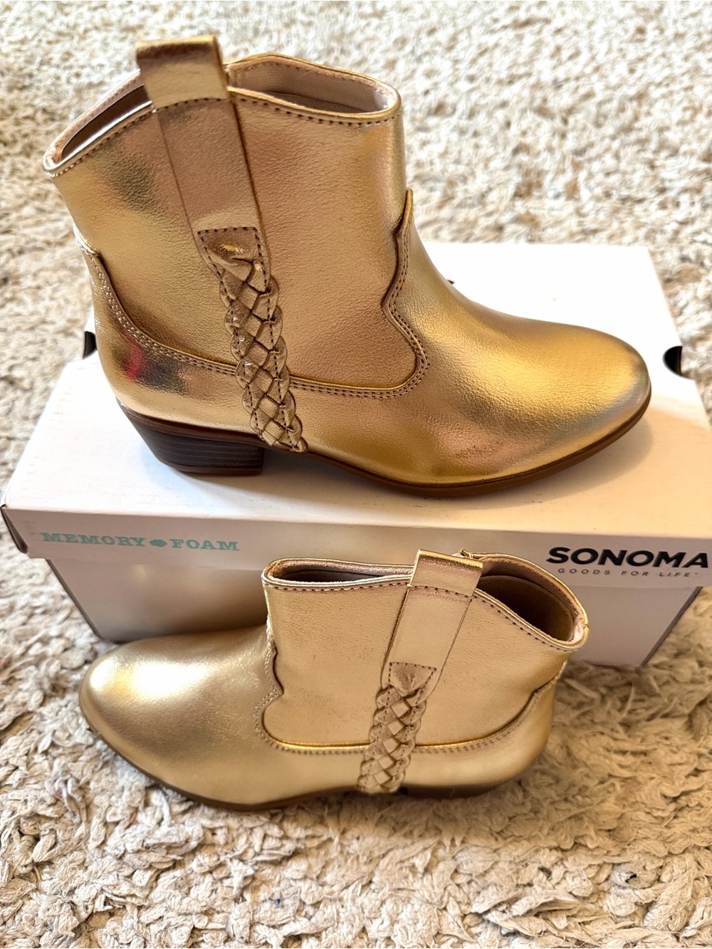 NIB Sonoma Goods For Life “Zaria” Gold Western Boots, Size 2